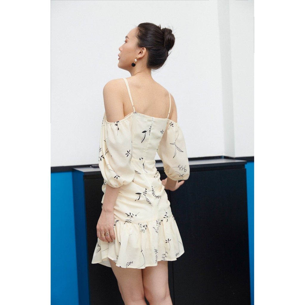 Đầm Kem Hở Vai Họa Tiết Lá EDINI - D1353 | BigBuy360 - bigbuy360.vn