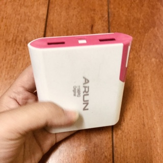 Pin Dự Phòng ARUN 10400 mah