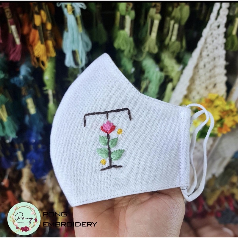 Khẩu trang thêu chữ tự chọn