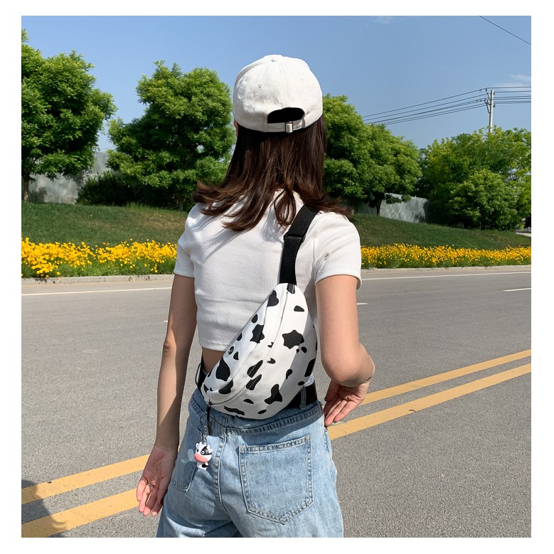 Túi Đeo Chéo Họa Tiết Bò Sữa Xinh Xắn Dành Cho Nữ