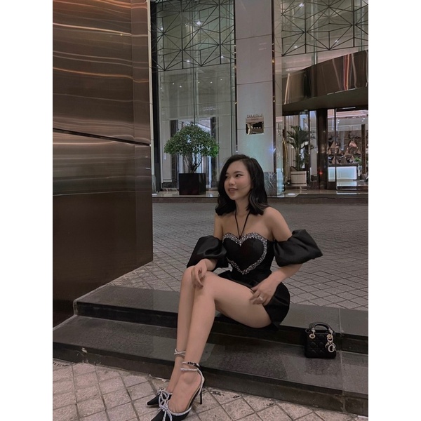 JUM ĐEN RỚT VAI KẾT CƯỜM