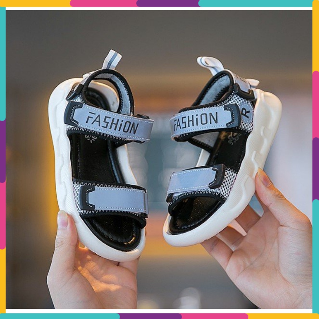 Sandal bé gái sandal bé trai Dép Trẻ Em Siêu Đẹp Đi Nhẹ Êm Chân Thiết Kế Đơn Giản Phong Cách Hàn Quốc