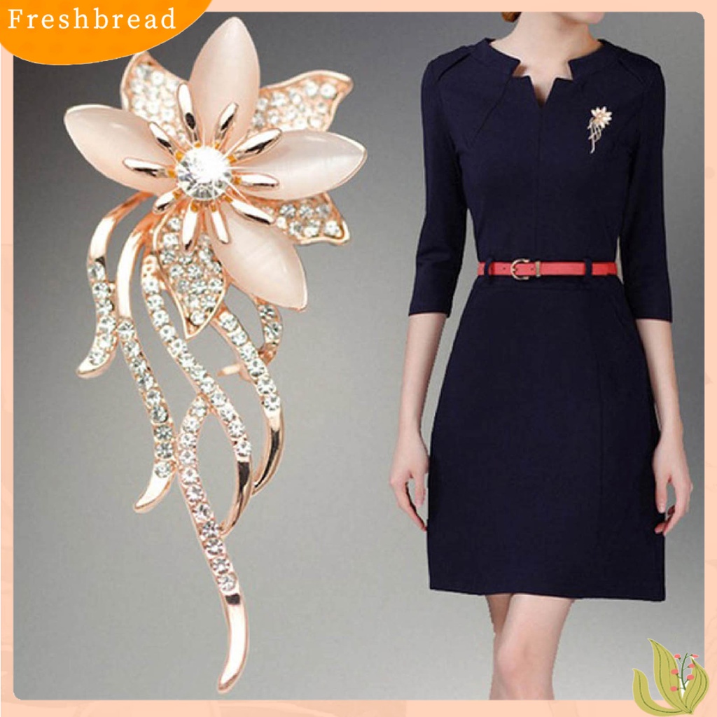 Ghim cài áo hình bông hoa đính đá phong cách thời trang