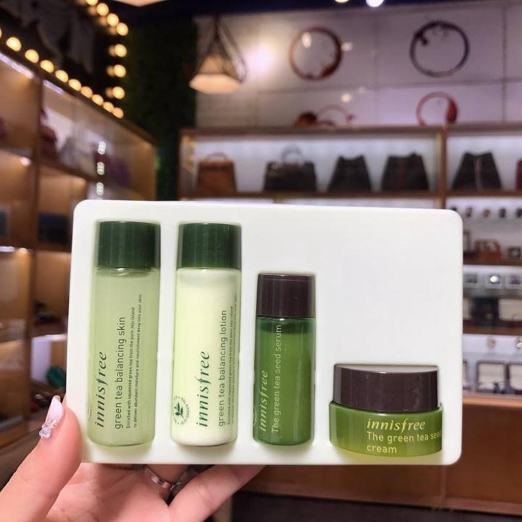 Set dưỡng da trà xanh Innisfree Green Tea Balancing Special Kit 4 Sản phẩm