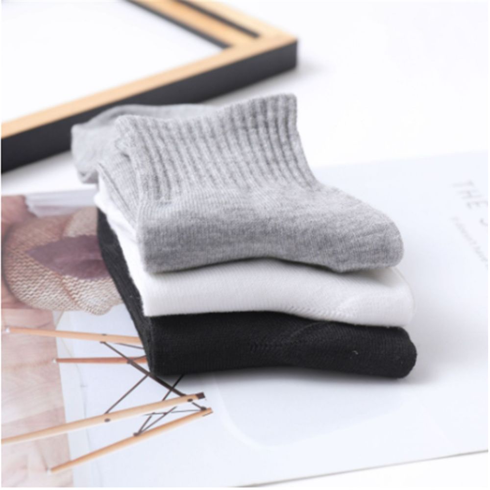 Vớ thể thao bằng polyester màu trơn chống trượt thấm hút mồ hôi tốt một kích thước cho nam