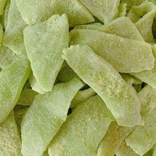 Mứt dừa non miếng màu lá dứa mềm dẻo nhà làm ít ngọt 500g