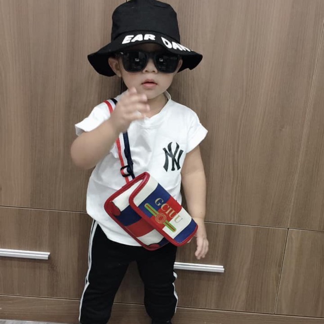 Áo NY trắng đen đồng phục