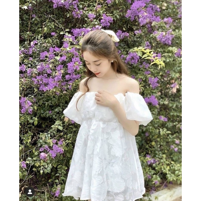ĐẦM BABYDOLL HOA NỔI BẸT VAI