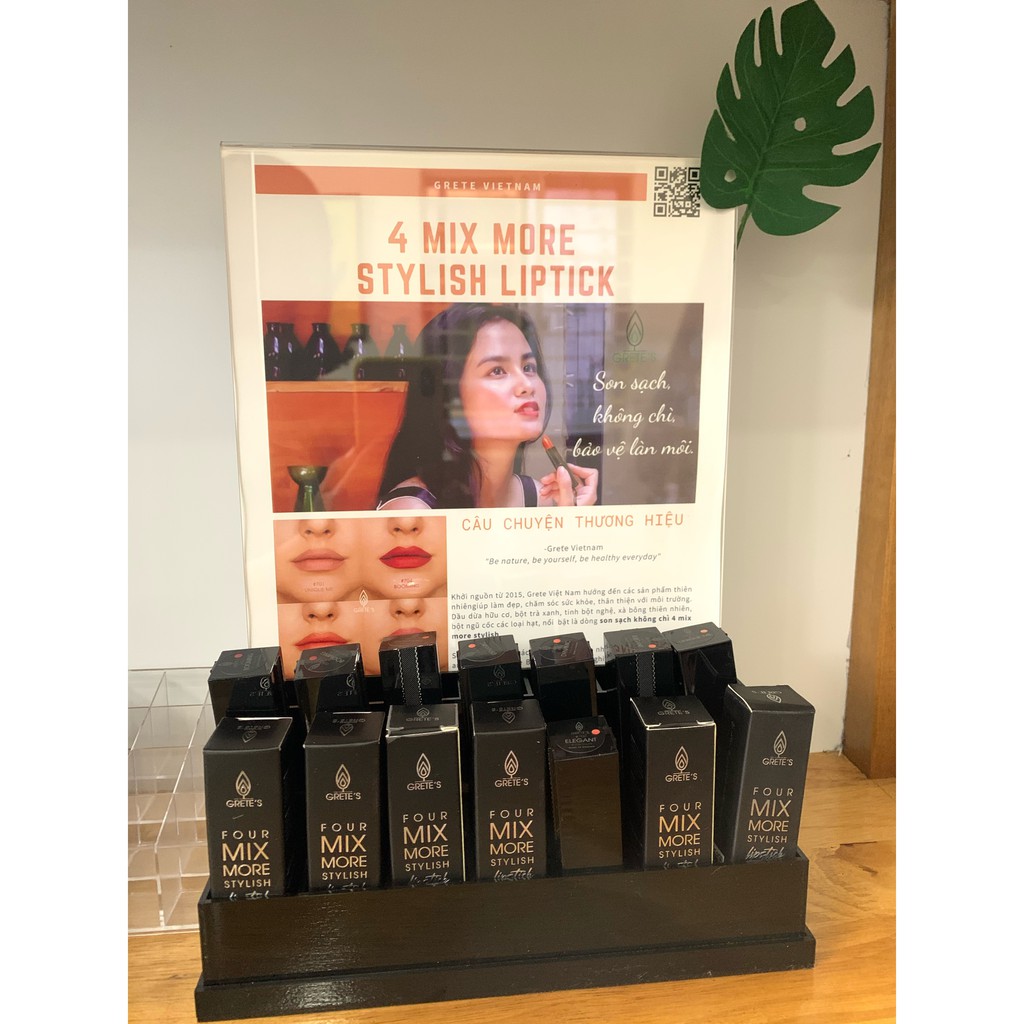 Kệ trưng bày giới thiệu son khổ A4