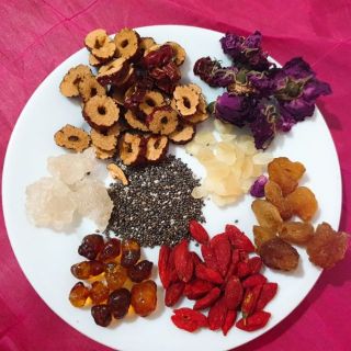Chè dưỡng nhan - 4 người ăn