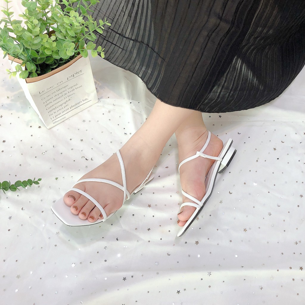 GIÀY SANDAL NỮ CHIN CHIN DÂY MẢNH XÉO 2P VNXK