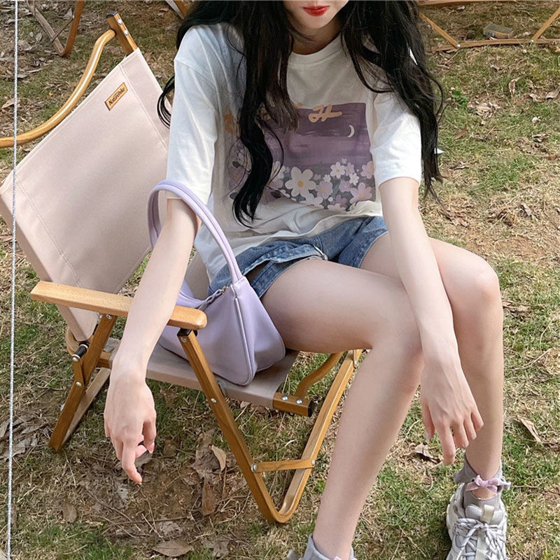 Áo lửng tay ngắn phong cách gợi cảm cho nữ