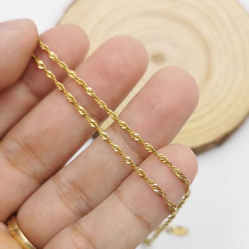 Dây chuyền titan không gỉ dây xoắn dẹp thời trang mạ vàng sang trọng