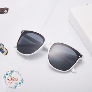 KÍNH MẮT NỮ TRÒNG CÁNH DƠI HOT HIT D03
