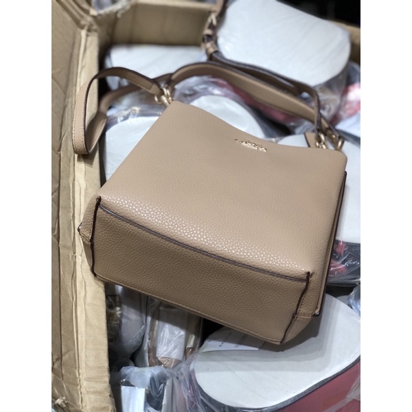 Túi Coach Mollie bucket