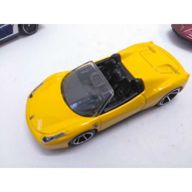 Xe Hotwheels Ferrari 458 spider yellow , xe đẹp như mới