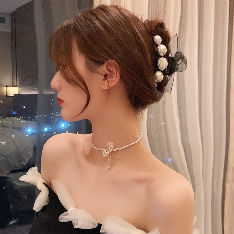 Vòng cổ Mặt Hình Bướm Đính Ngọc Trai Phong Cách Sang Trọng 2022