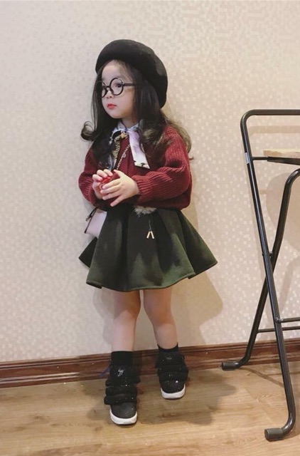 Chân váy dạ xoè cho bé gái