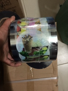 Thùng 12 cuộn màng dập miệng ly