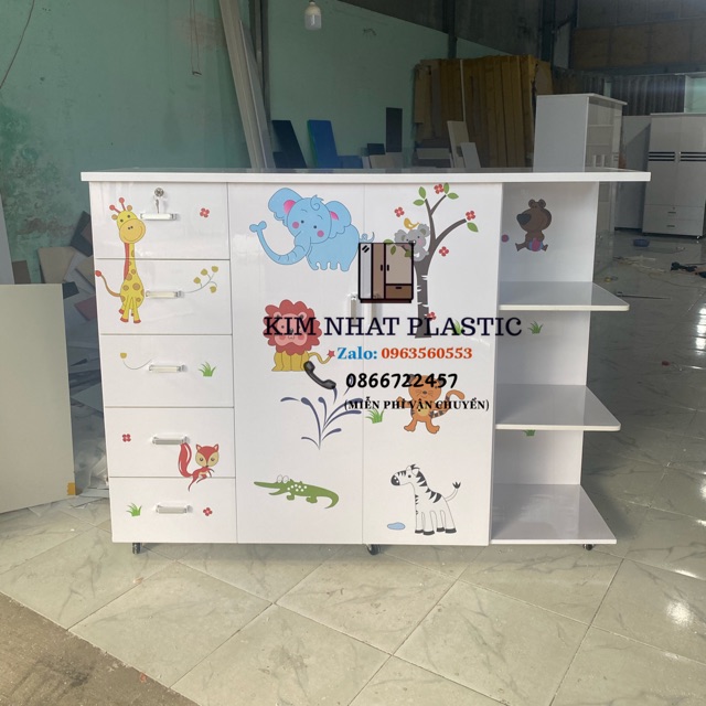 Tủ nhựa Đài Loan dán hình thú cho bé freeship tphcm