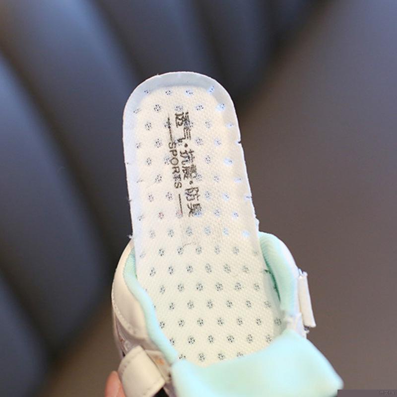 Giày thể thao đế mềm chống trượt cao cấp cho bé