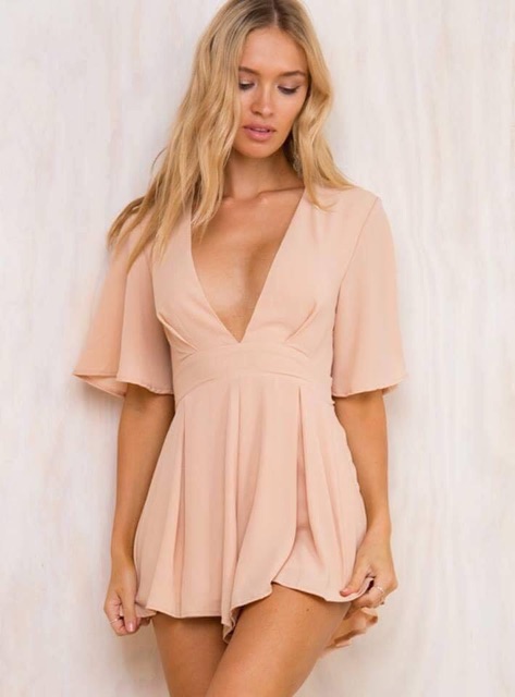 [Hàng thanh lý] Bộ Playsuit hồng cổ V xẻ sâu sexy