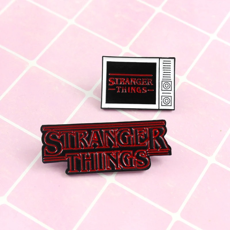 Pin cài áo Stranger Things Drama Series - GC518