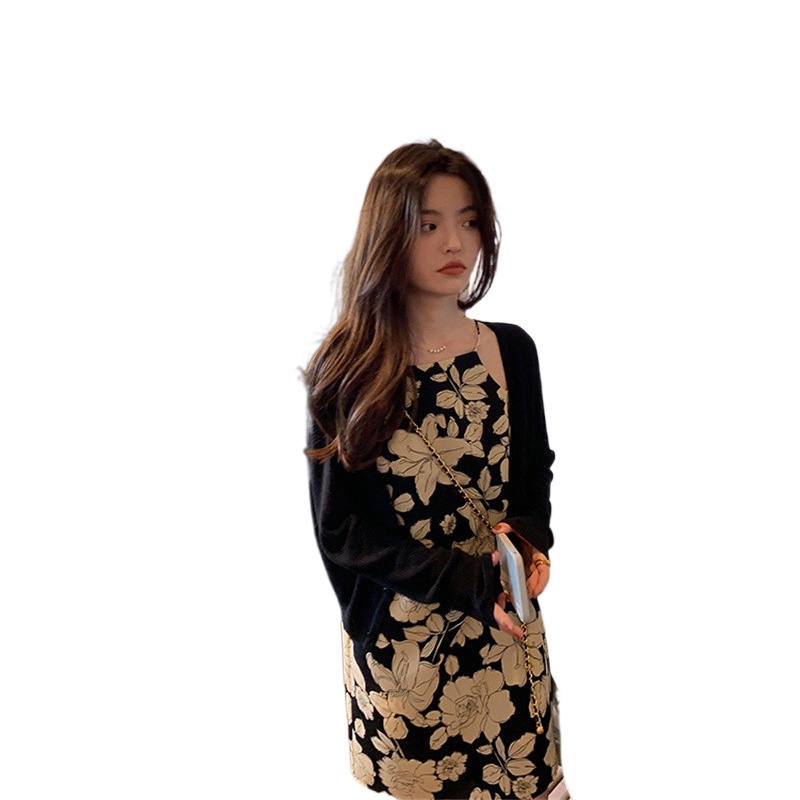Đầm Perty in hoa hai dây hở vai phong cách Hàn Quốc dành cho nữ