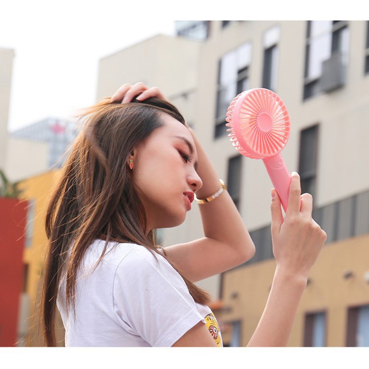 Quạt mini sạc pin cầm tay, quạt mini 4 cánh có đế để bàn B00 | BigBuy360 - bigbuy360.vn