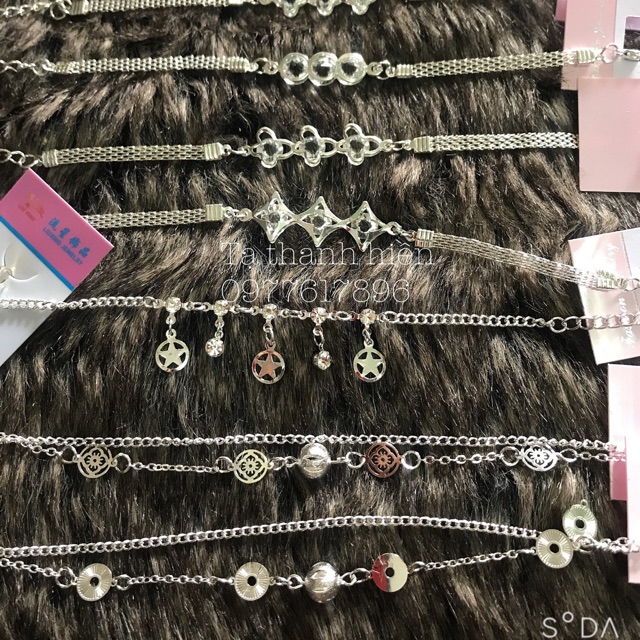 Lắc tay, lắc chân thời trang