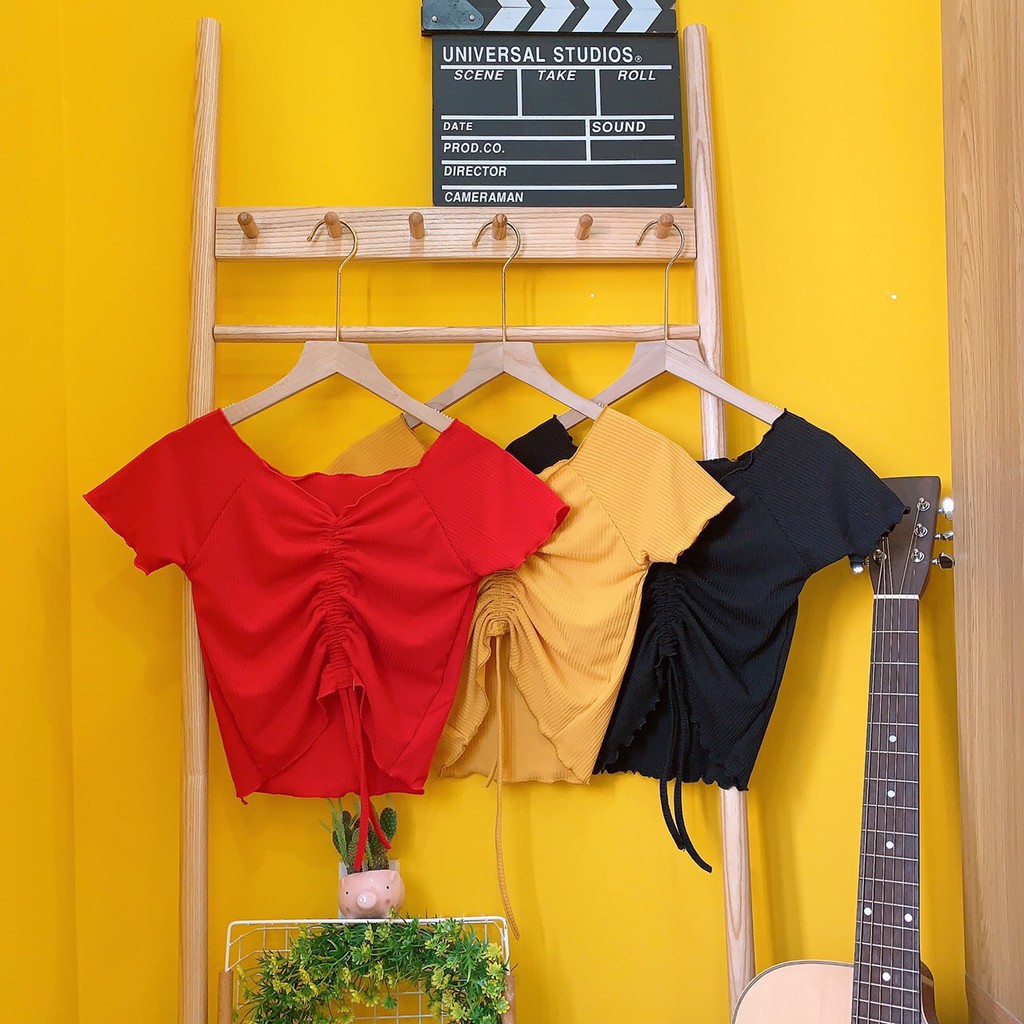 Áo croptop rút dây trước ngực cực xinh