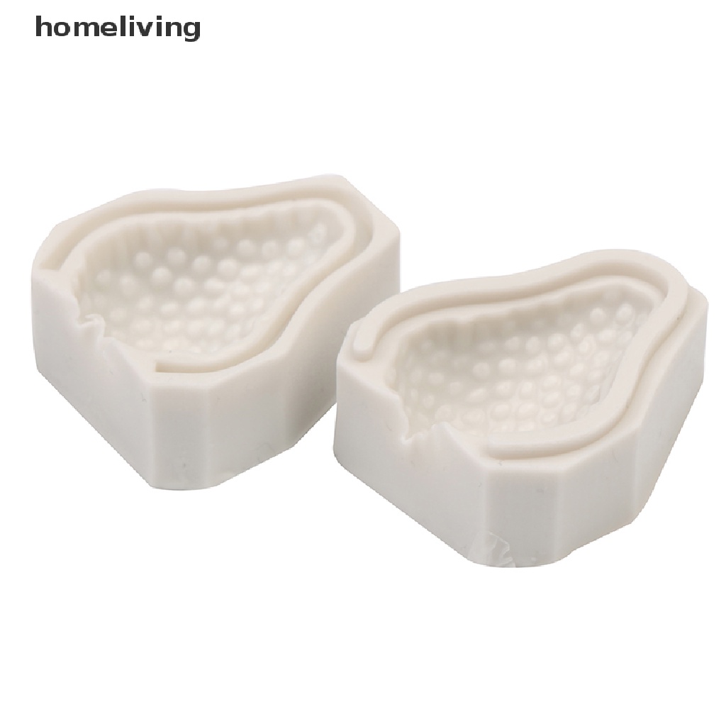 Khuôn Làm Bánh Chất Liệu Silicone Hình Trái Dâu Dễ Thương