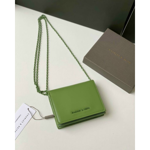 Túi đeo chéo mini Charles & Kieth