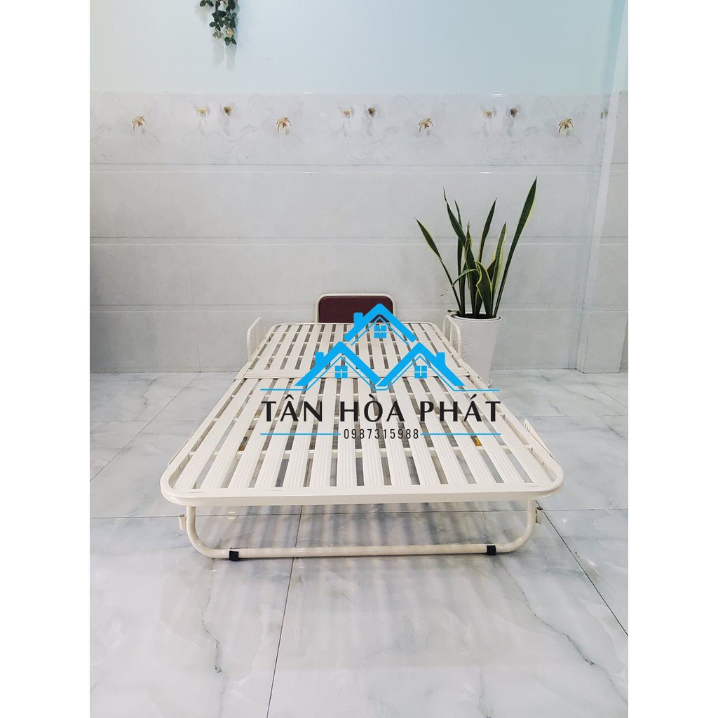Giường sắt xếp gọn có bánh xe 1m x 2m và 1m2x2m