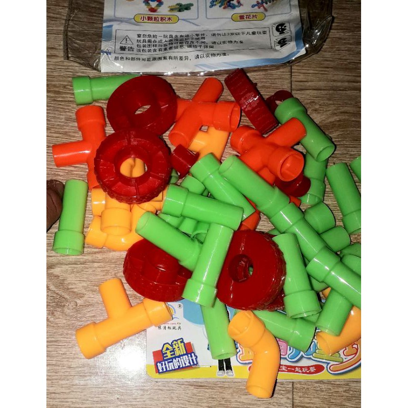 Sét lắp ráp loại ống đa năng có 52 chi tiết bằng nhựa