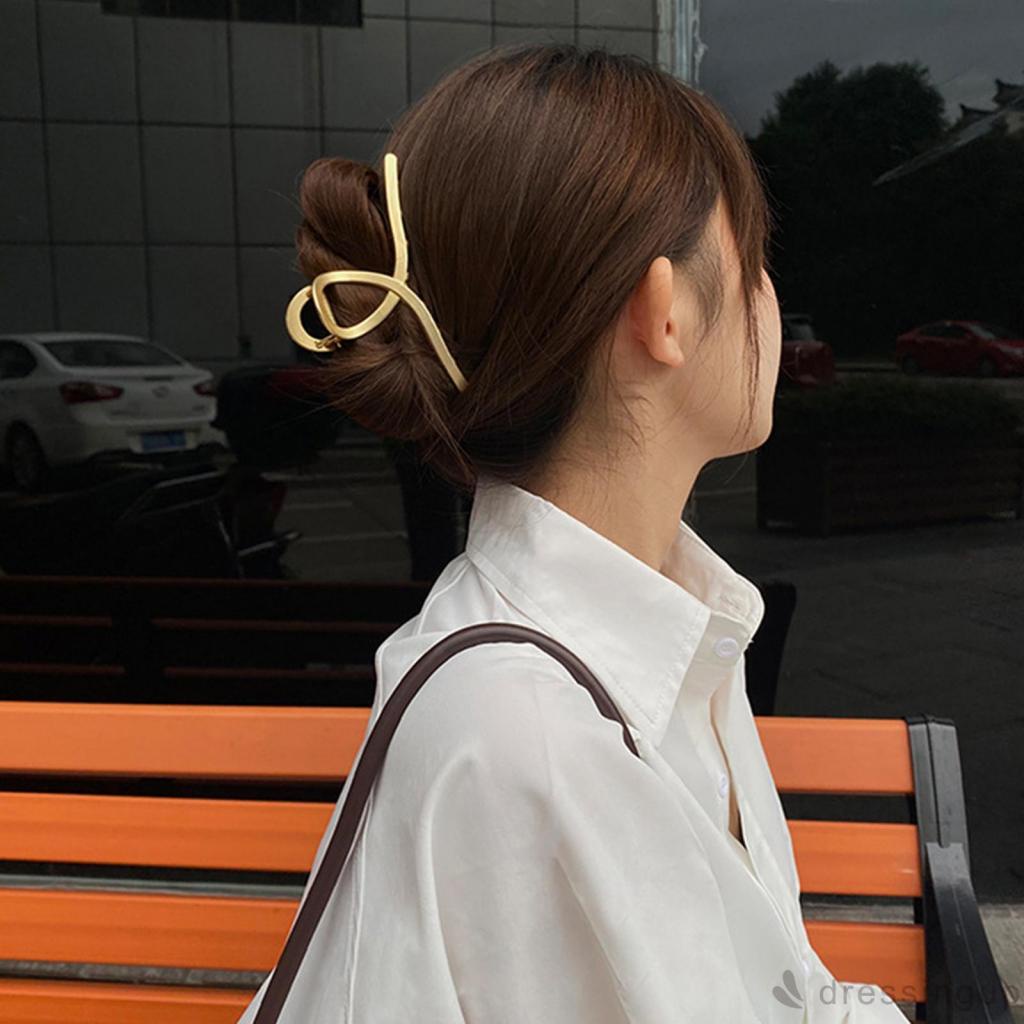 Kẹp tóc hàm cá mập hỗ trợ rửa mặt màu sắc đơn giản dành cho nữ