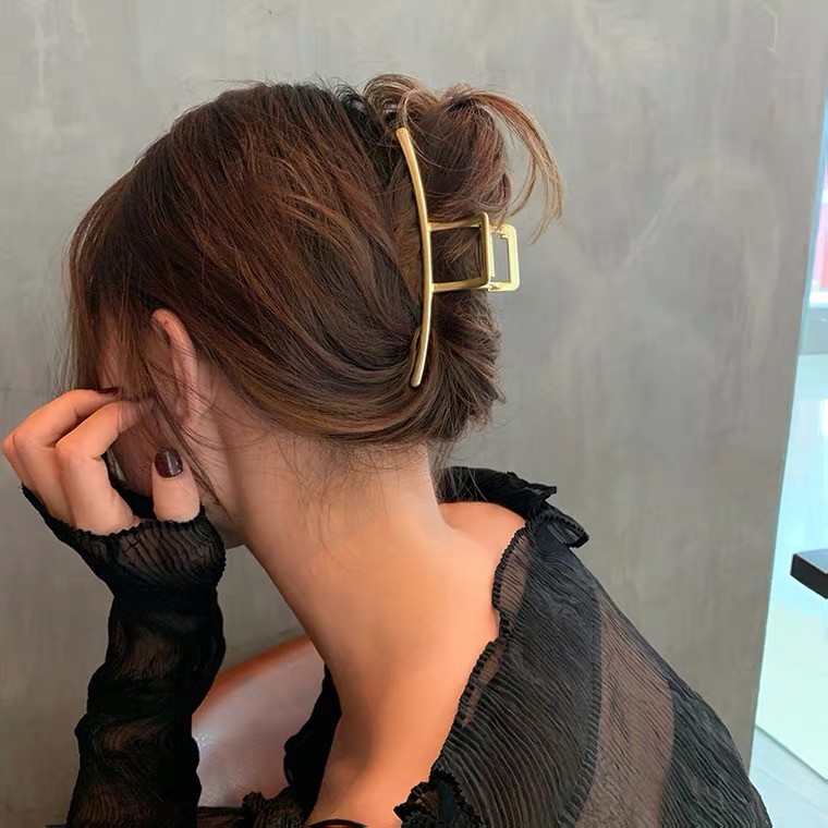 Kẹp Tóc Đuôi Ngựa Bằng Kim Loại Đơn Giản Cá Tính