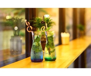 6 Chai sinh tố thủy tinh dáng eo 350ml