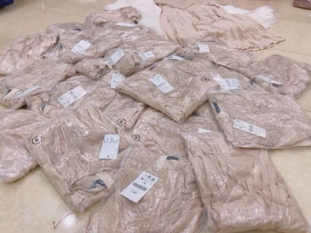 Váy ren hàng xuất đẹp