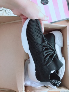 Sneaker bochun size 37 siêu co giãn