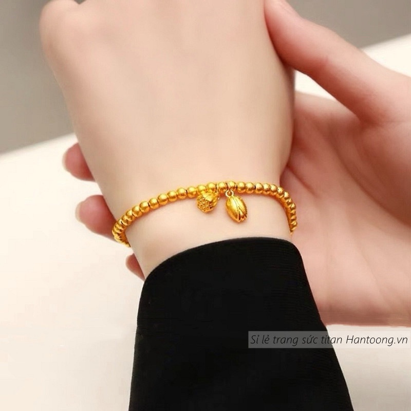 Vòng tay titan nữ không gỉ thiết kế hình bông sen đài sen phong cách cổ điển thanh lịch mẫu mới