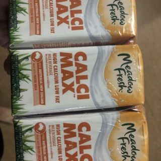 Sữa tươi Newzealand Meadow Fresh calci max (hộp 200ml, 1 thùng 24 hộp)