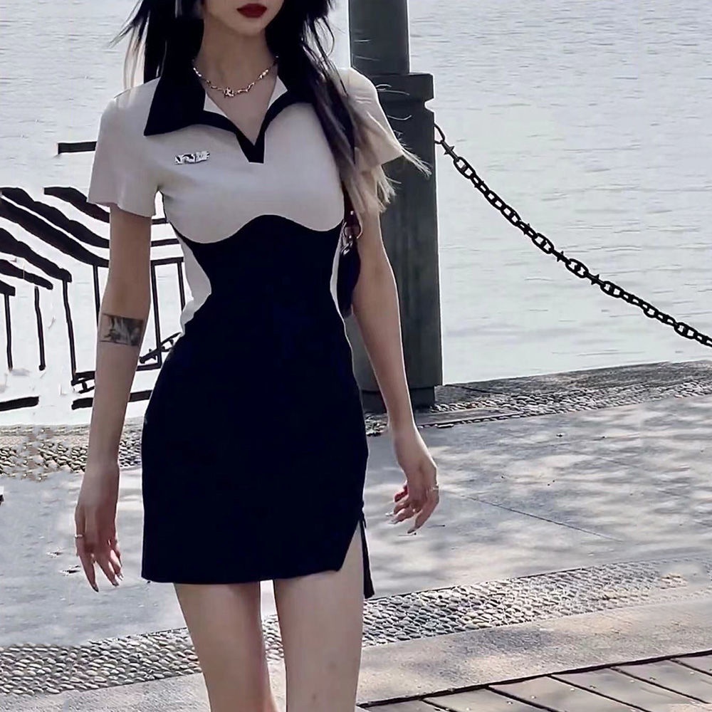 A small number of hot girls polo collar black and white color spliced dress tight temperament pure French Hepburn style short skirt women