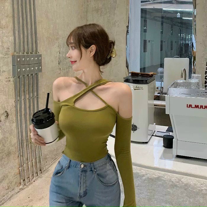 [VIDEO+FREESHIP ] ÁO CROPTOP KIỂU LỬNG NỮ DÀI TAY TRỄ VAI CHÉO NGỰC MÀU TRẮNG ĐEN XANH BƠ TIỂU THƯ CÁ TÍNH NITIQC