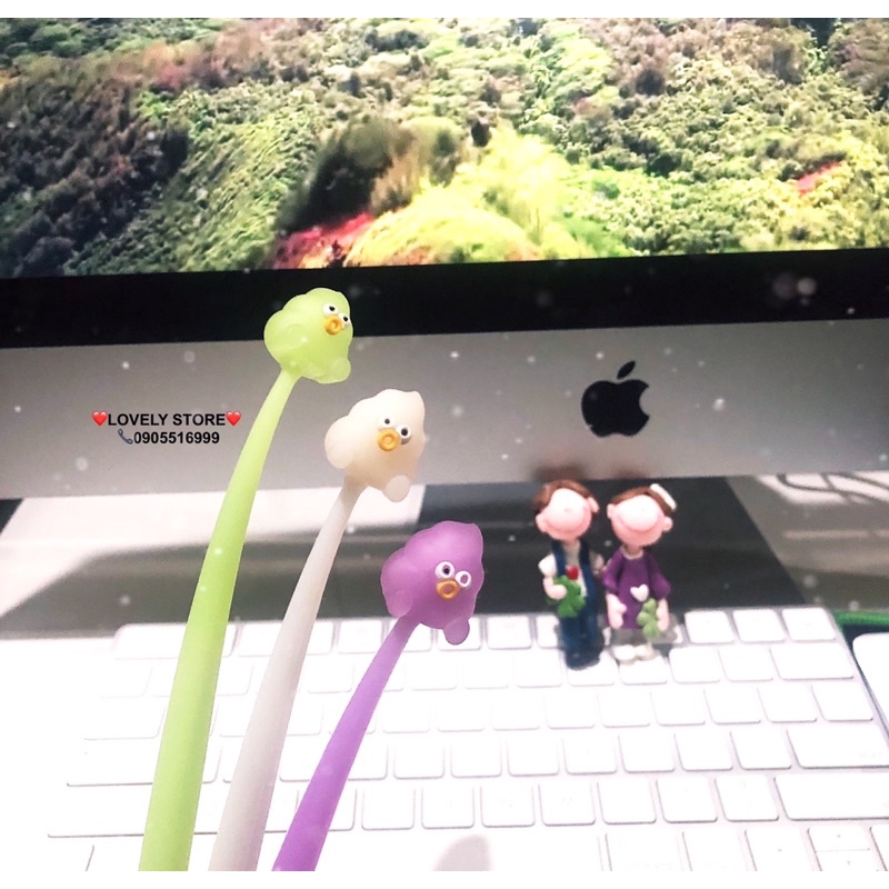 Bút Bi Lovely😘: Với nhiều hình🌸🐰🍓... cute cưng xỉu up xỉu down lắm luôn nha. Hàng Quảng Châu Loại 1 Cao Cấp