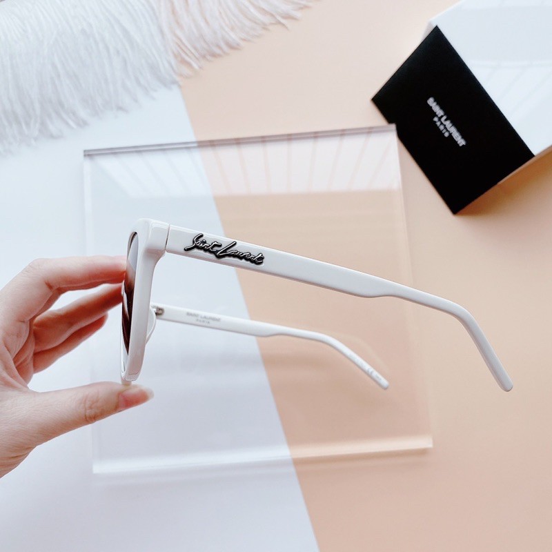 Mắt kính mát YSL trắng xuynh