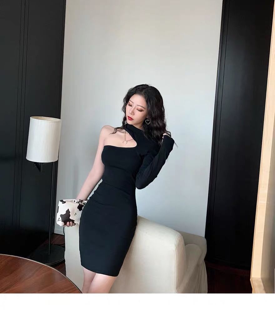 [ Mã FAHOTCB1505 giảm 10K đơn bất kỳ] Đầm tay dài hở vai dáng ôm gợi cảm cho nữ | BigBuy360 - bigbuy360.vn