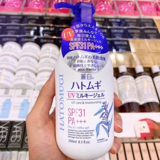 Sữa dưỡng thể Hatomugi dạng sữa