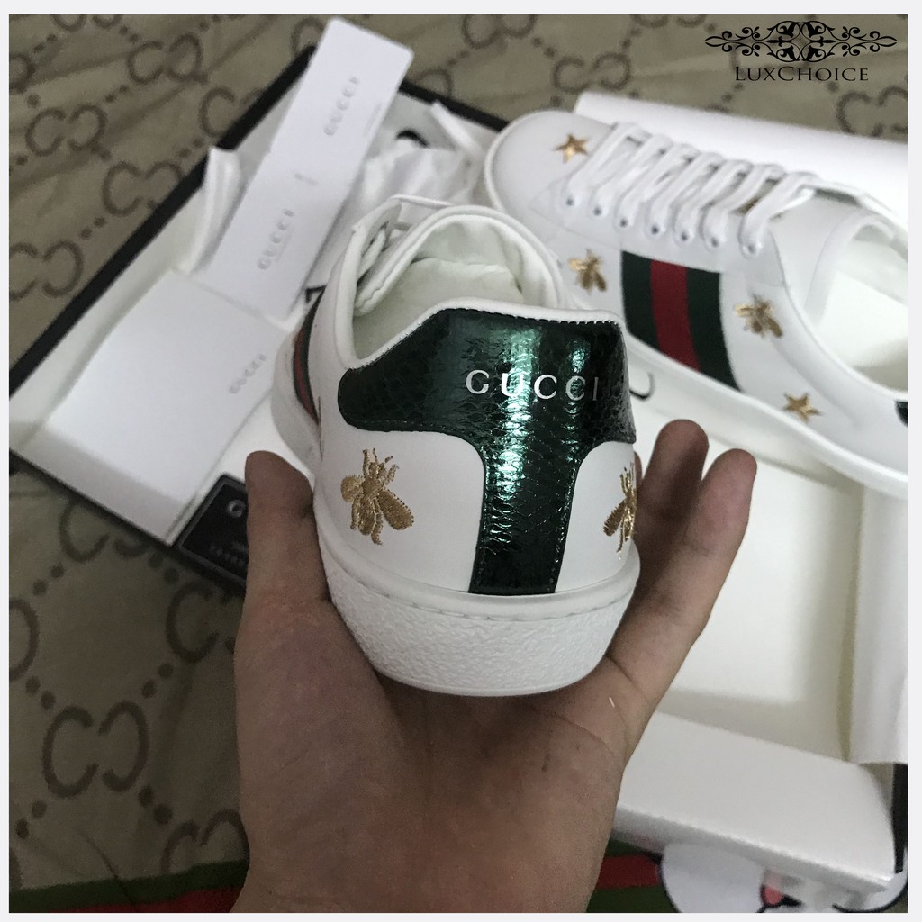 Giày ace màu trắng thêu ong sao | BigBuy360 - bigbuy360.vn