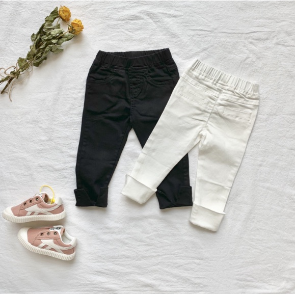 Quần skinny lai chữ V sành điệu cho bé Q692